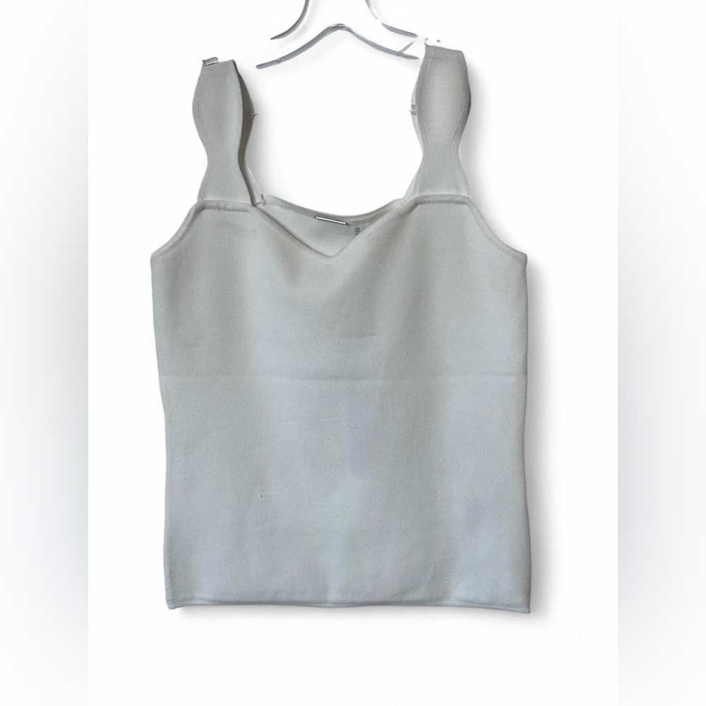 Elie Tahari Women's Sleeveless Scalloped Sweater Tank Top White Size Medium NWT